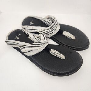 Sanuk Yoga Sling Black White Sandals Womens Size 7 Comfortable Flats Cushion